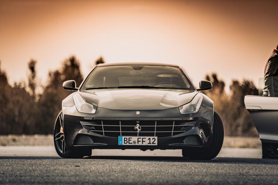  Ferrari FF by Edo Competition 2017 года  (фото 2 из 5)